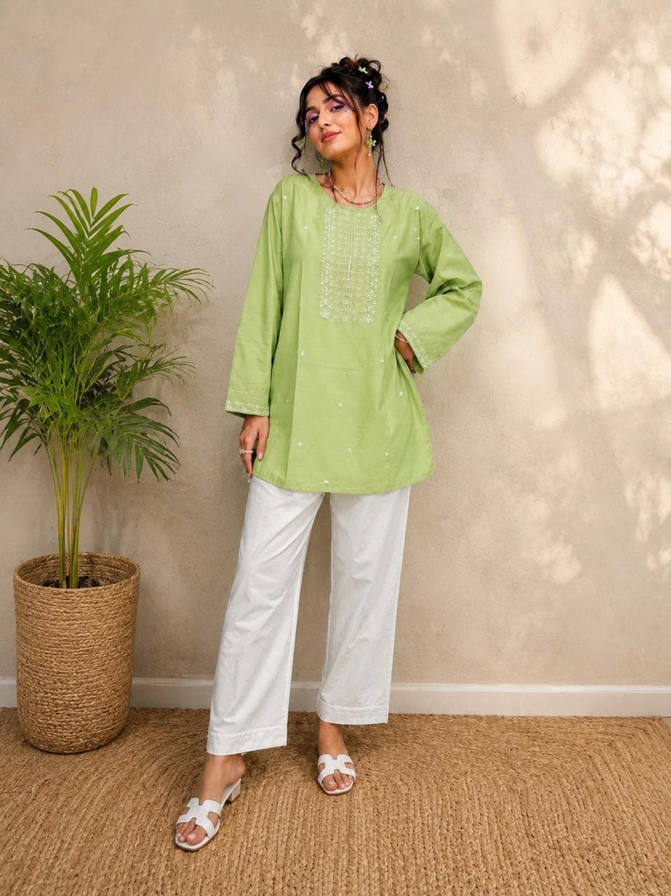 Embroidered Kurti & Trouser – Mint Green